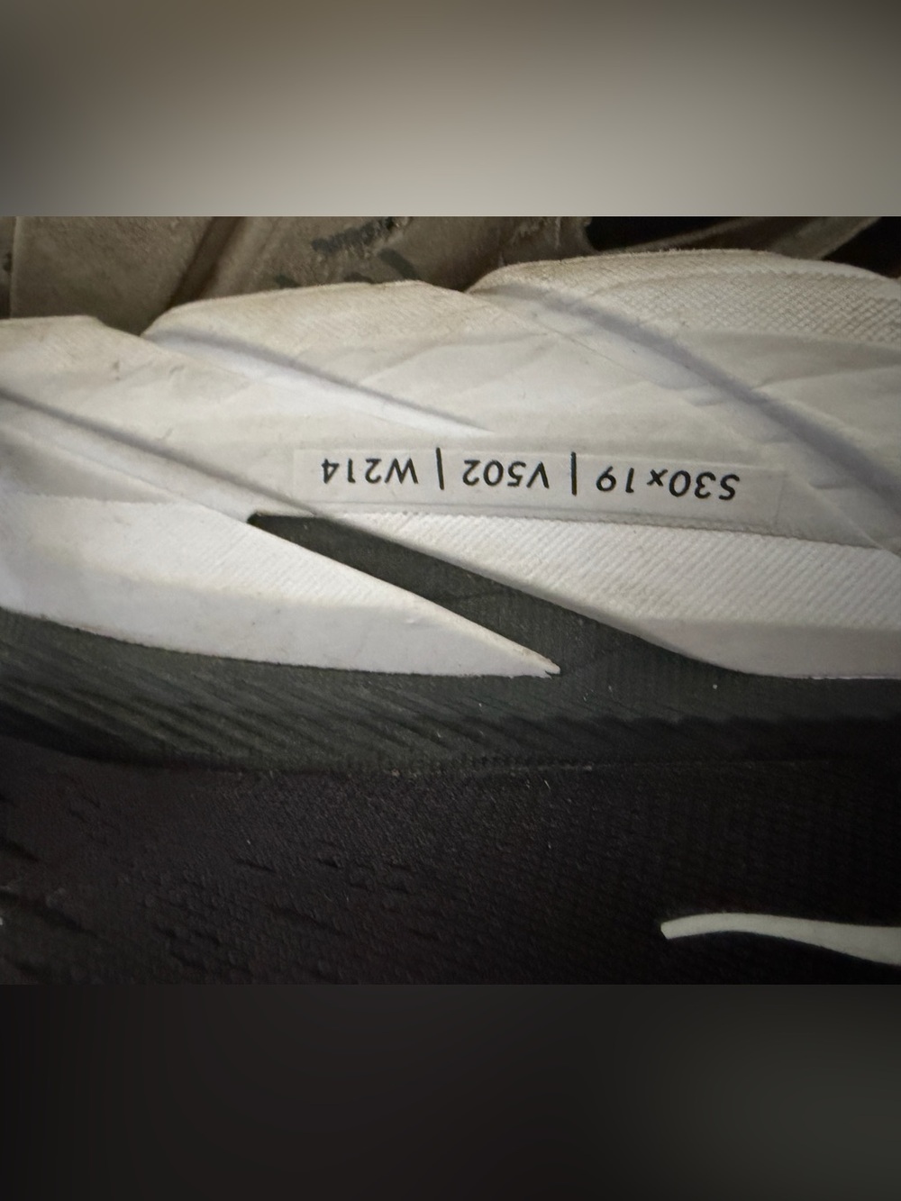 Hoka Clifton 8 Black and White Running Sneakers size 10.5b (narrow) - Picture 12 of 13